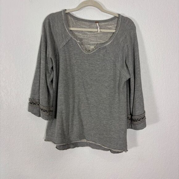 Free People Grey Bell Sleeve Flowy Top Size Small - Picture 1 of 7